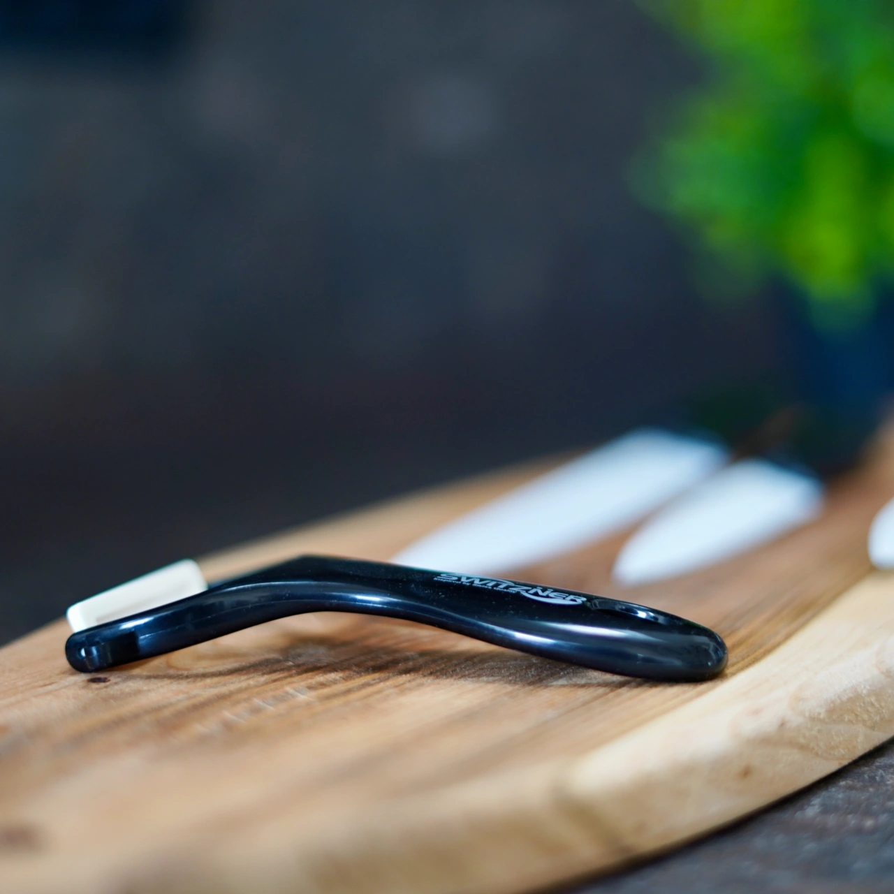 Switzner set nožev s keramično prevleko - 4 delni - 3 noži in lupilec