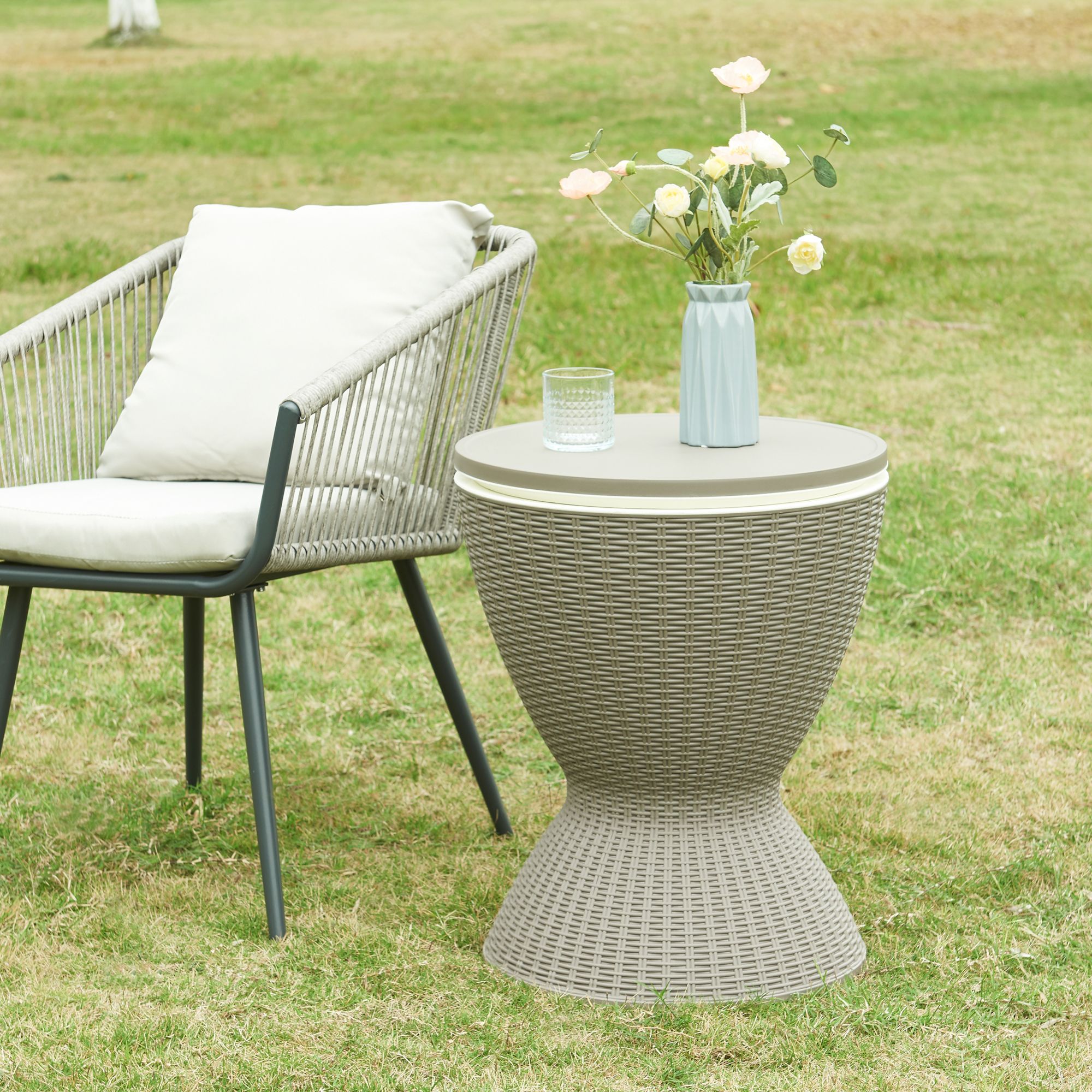 Hladilna mizica Atessa