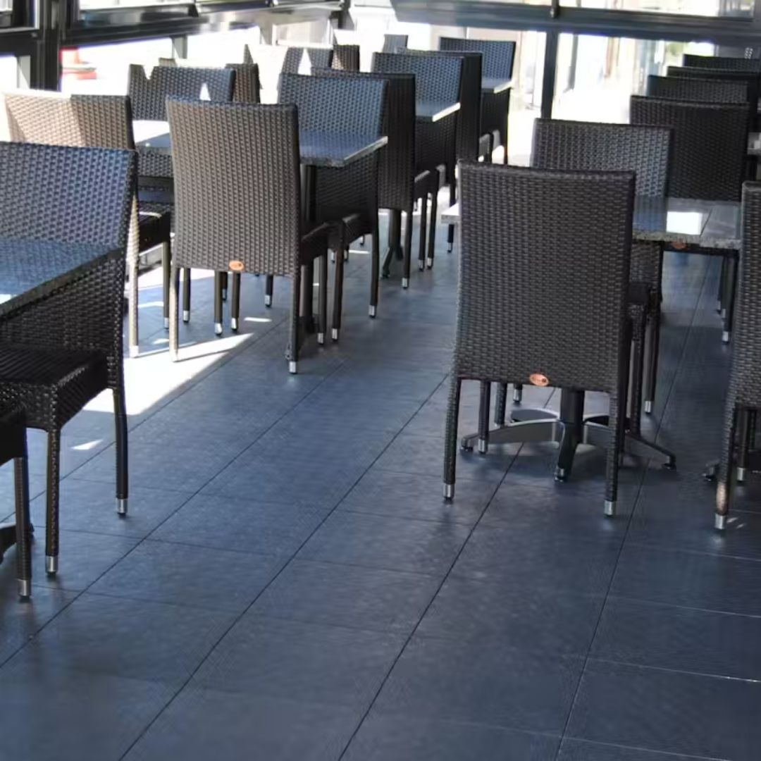 Bergo Nova talne plošče v delavnici.