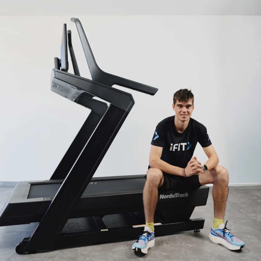 NordicTrack X24 tekalna steza | 24-palčni vrtljivi HD-zaslon na dotik, Hitrost do 20 km/h, Naklon −6 do 40 % | Vadite po svojem načrtu - slika 21