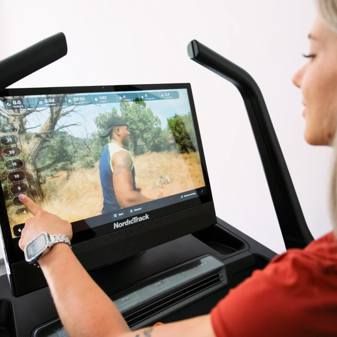 NordicTrack X24 tekalna steza | 24-palčni vrtljivi HD-zaslon na dotik, Hitrost do 20 km/h, Naklon −6 do 40 % | Vadite po svojem načrtu - slika 40