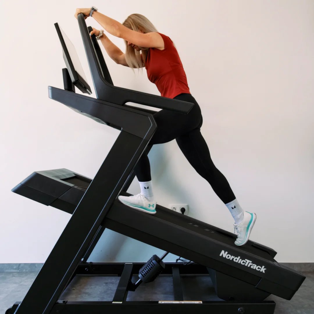 NordicTrack X24 tekalna steza | 24-palčni vrtljivi HD-zaslon na dotik, Hitrost do 20 km/h, Naklon −6 do 40 % | Vadite po svojem načrtu - slika 2