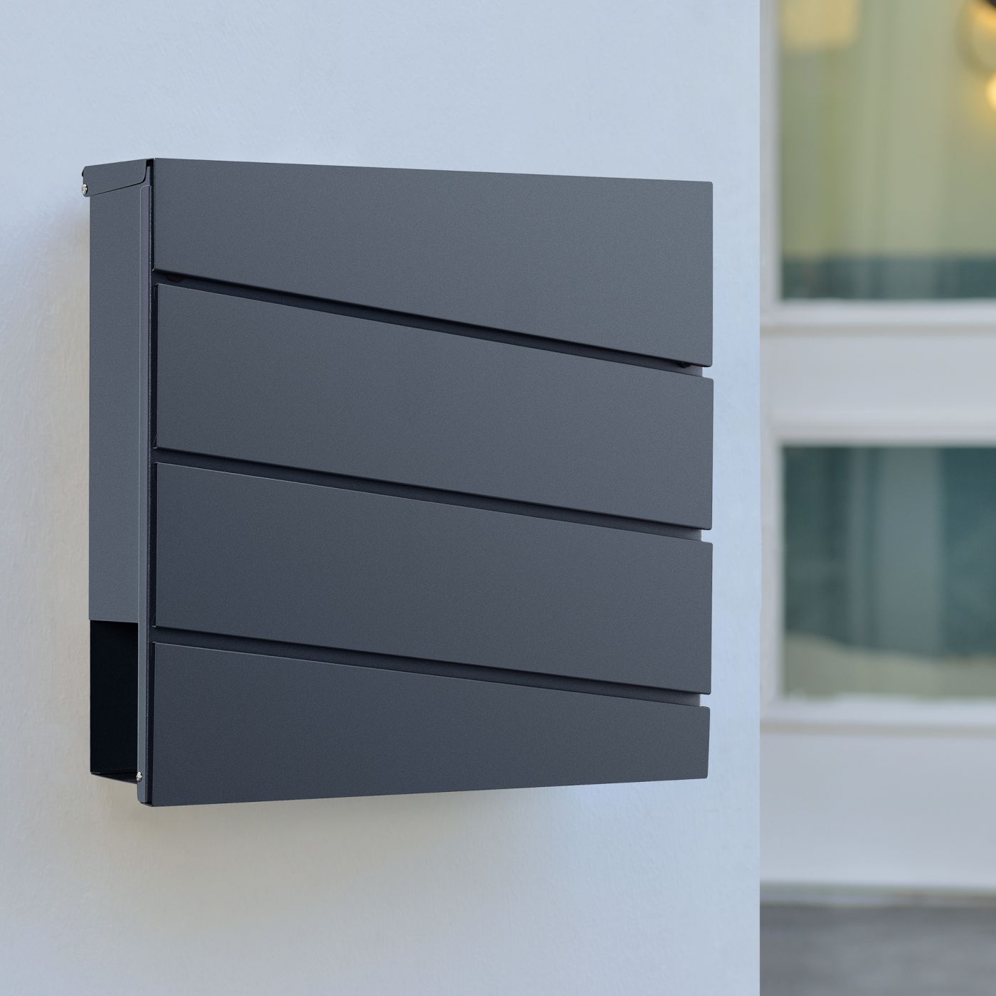 Poštni nabiralnik Achtrup - antracitno siv poštni nabiralnik z časopisno cevjo.