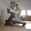 NordicTrack Commercial LE tekalna steza | 7-palčni LCD-zaslon, Hitrost do 20 km/h, Naklon −3 do 12 % | Vadite po svojem načrtu - Thumbnail Image 2