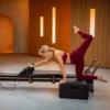 NordicTrack Ultra 1 Reformer pilates reformer | 24-palčni vrtljivi in nagibni zaslon na dotik, Tri vzmeti 10, 15 in 20 kg, Sedem kombinacij do 45 kg | Vadite po svojem načrtu - Thumbnail Image 7